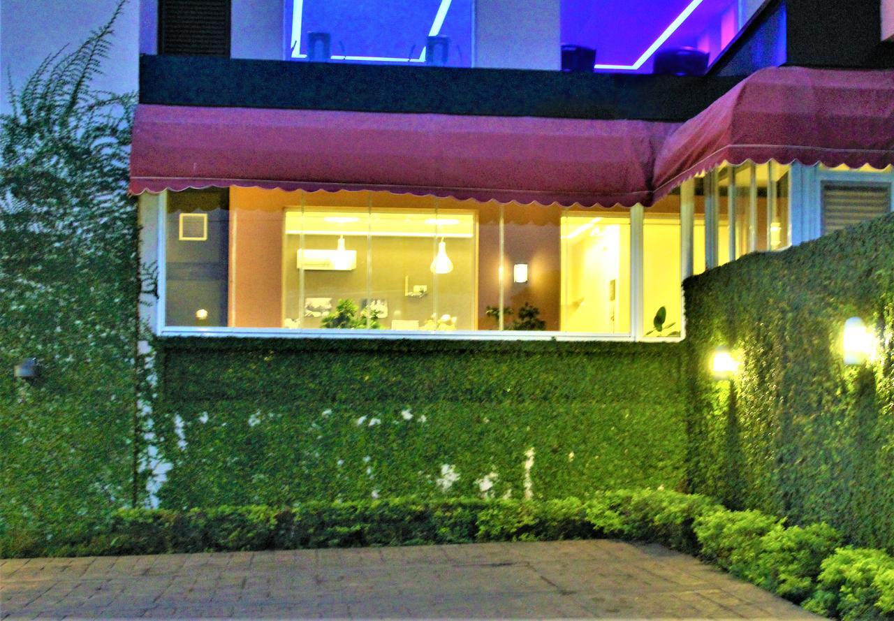 Home Suites Boutique Hotel Freetown Exterior foto